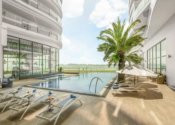 Citadines Marina Ha Long