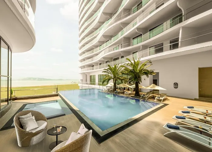 Citadines Marina Hotel Hạ Long