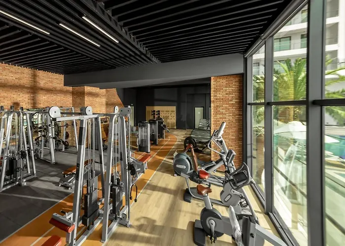 Hotel Citadines Marina Ha Long