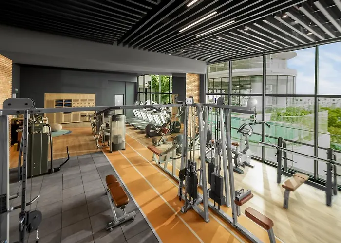 Hotel Citadines Marina Hạ Long