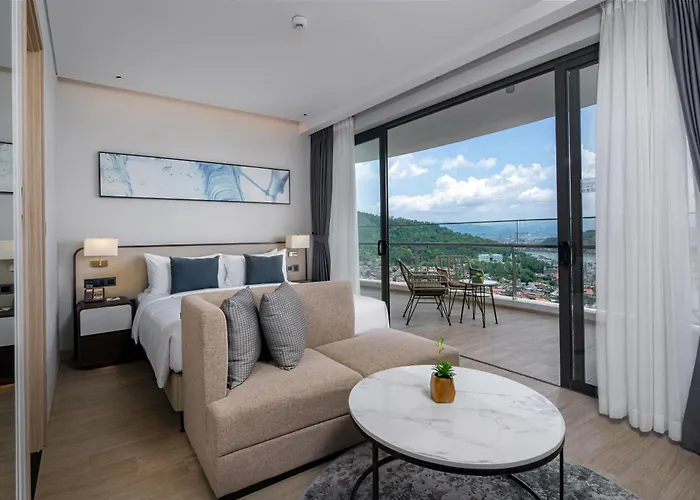 Citadines Marina Hạ Long