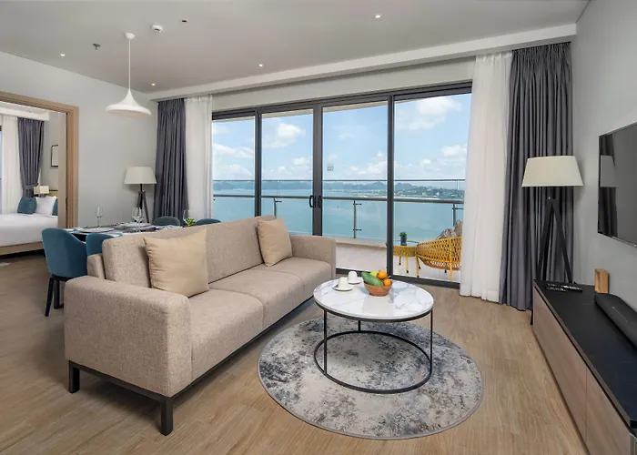 Citadines Marina Hotel Ha Long